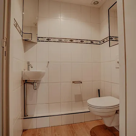 Semesterbostad Houseboat Woude