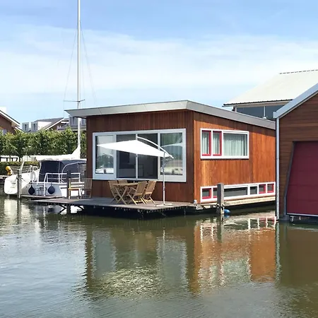 Houseboat Woude Semesterbostad