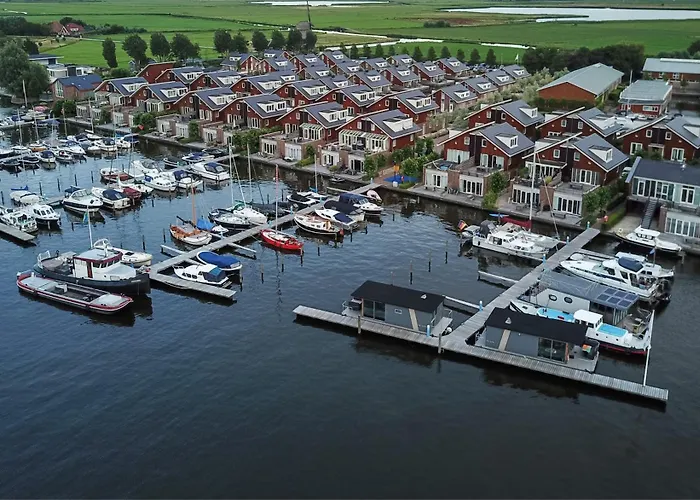 Feriehus Houseboat Woude *