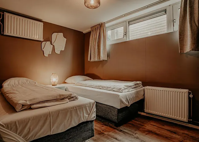 Houseboat Woude Feriehus *